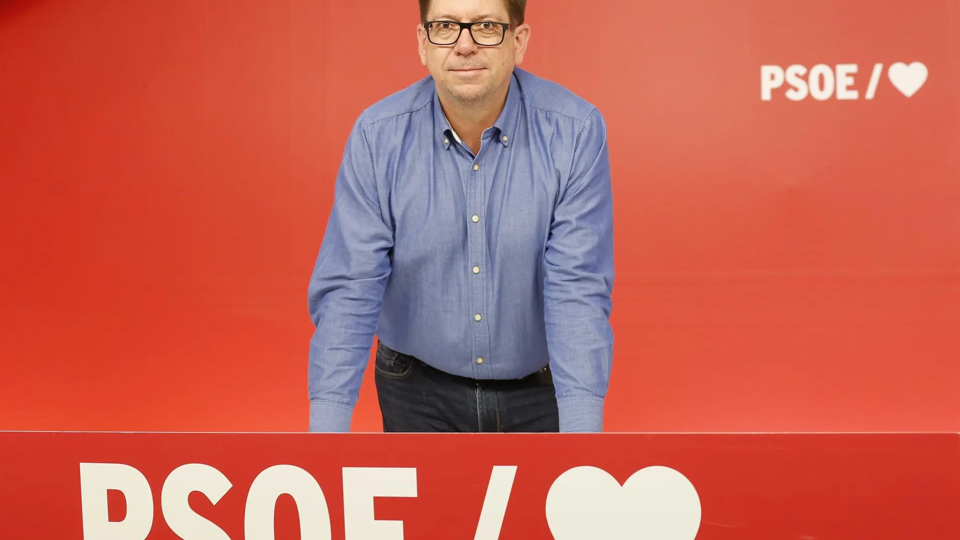 El PSOE reconoce el error de tardar cuatro meses en contactar con las denunciantes de Salazar