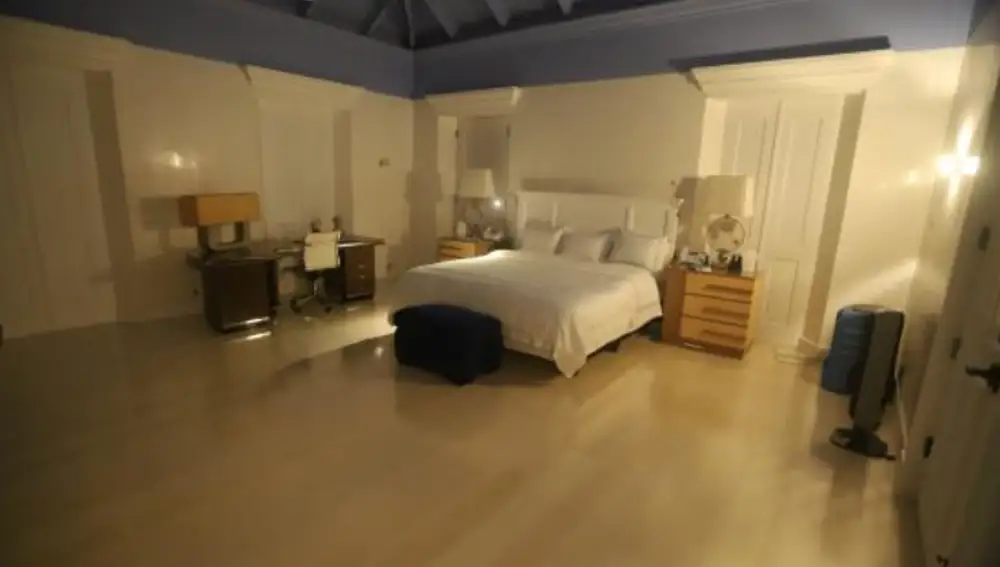 Habitación de la mansión de Epstein facilitada por el Partido Demócrata de EEUU