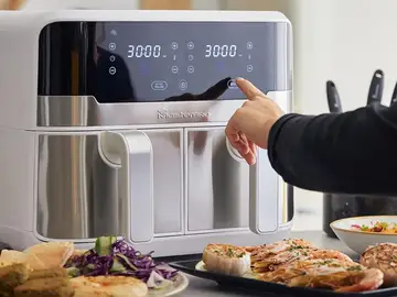 Con dos cestas de 4,5 litros cada una para que puedas cocinar distintas recetas al mismo tiempo MasterPro Rocket Duo 900