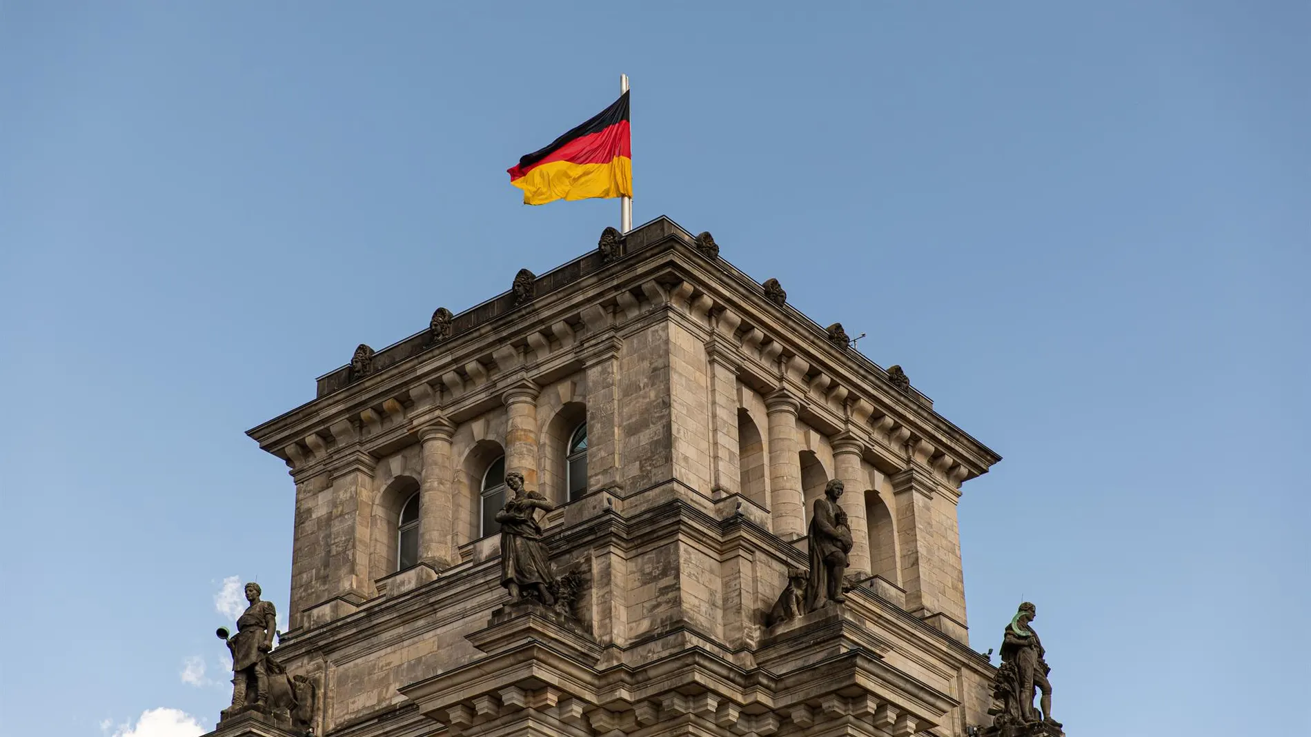 Alemania.- La Cámara Baja del Parlamento de Alemania aprueba la ley para el nuevo servicio militar