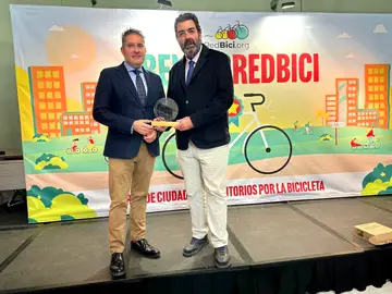 RedBici 2025 premia al Ayuntamiento de Valladolid por su proyecto pionero de movilidad ciclista metropolitana con BIKI RedBici 2025 premia al Ayuntamiento de Valladolid por su proyecto pionero de movilidad ciclista metropolitana con BIKI