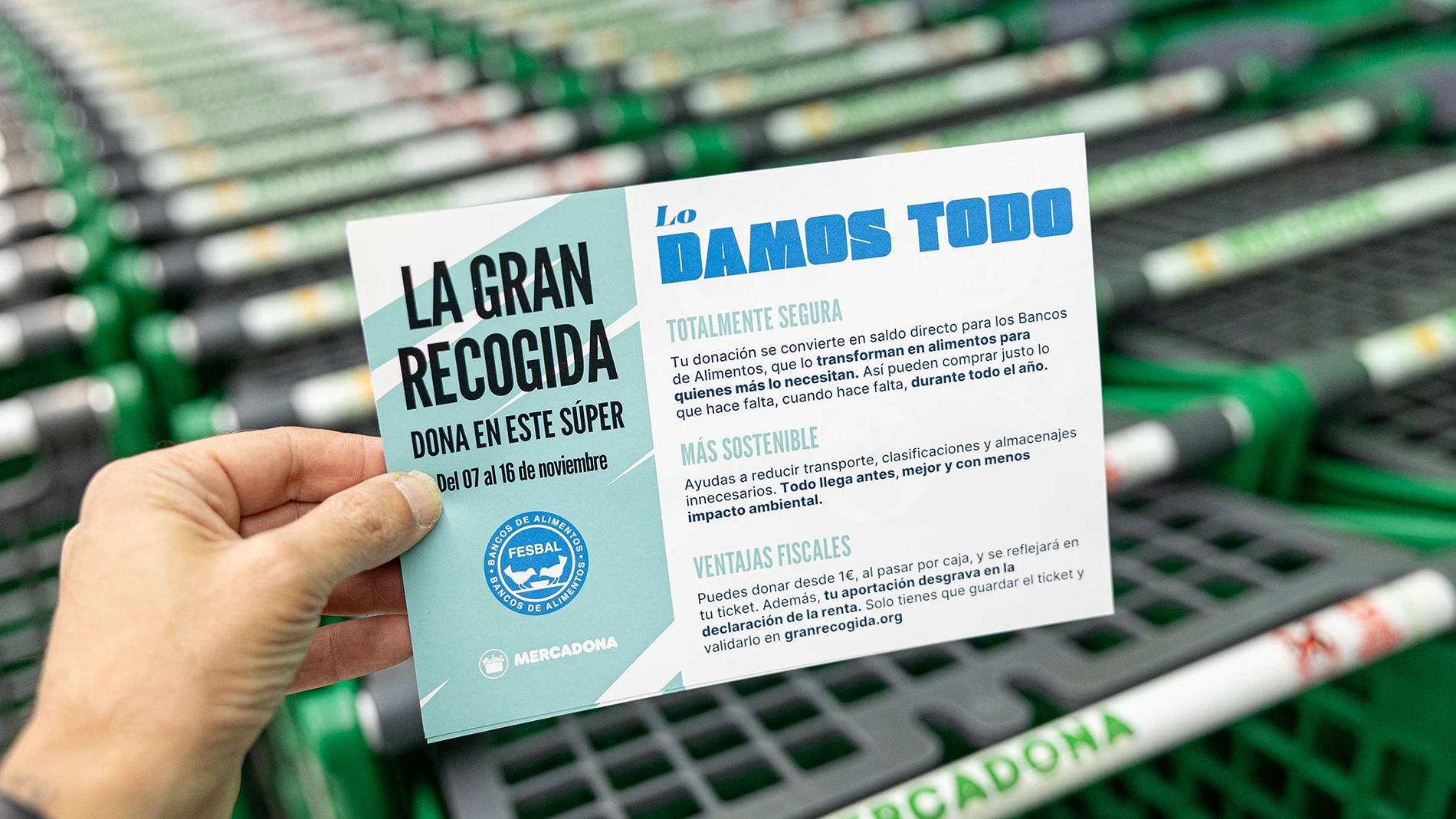 Campaña de donación en Mercadona a los bancos de alimentos. REMITIDA / HANDOUT por MERCADONA Fotografía remitida a medios de comunicación exclusivamente para ilustrar la noticia a la que hace referencia la imagen, y citando la procedencia de la imagen en la firma 05/12/2025