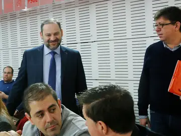 Abalos y Salazar en la sede de Ferraz Abalos y Salazar en la sede de Ferraz