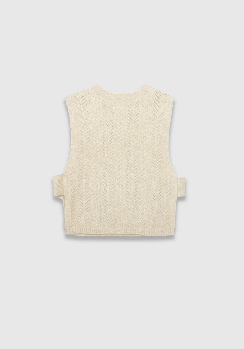 Chaleco de punto trenzado.