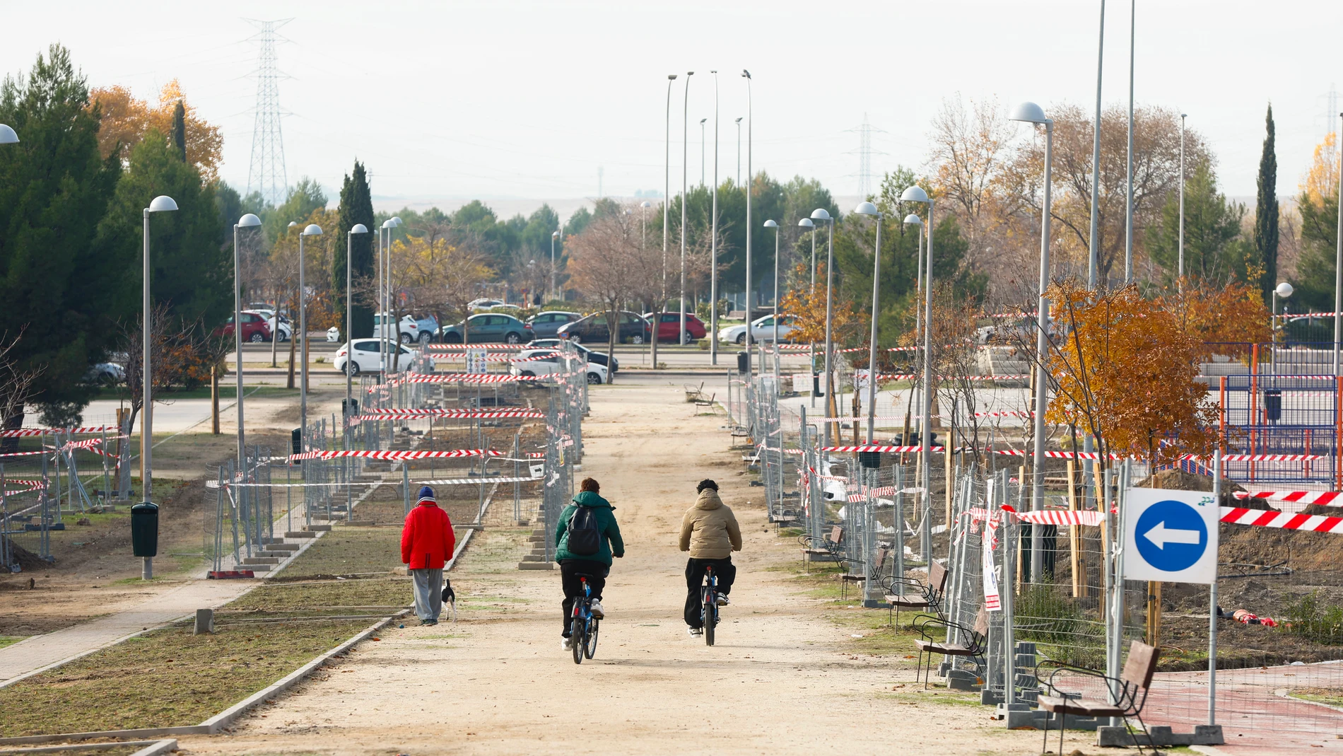 Obras de mejora de zonas verdes en el Ensanche de Vallecas. © Jesus G. Feria.