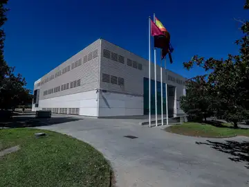 MADRID.-Latina avanza movimientos para que el colegio Henry Dunant salga de su letargo de 15 años y dé soluciones a Las Águilas MADRID.-Latina avanza movimientos para que el colegio Henry Dunant salga de su letargo de 15 años y dé soluciones a Las Águilas