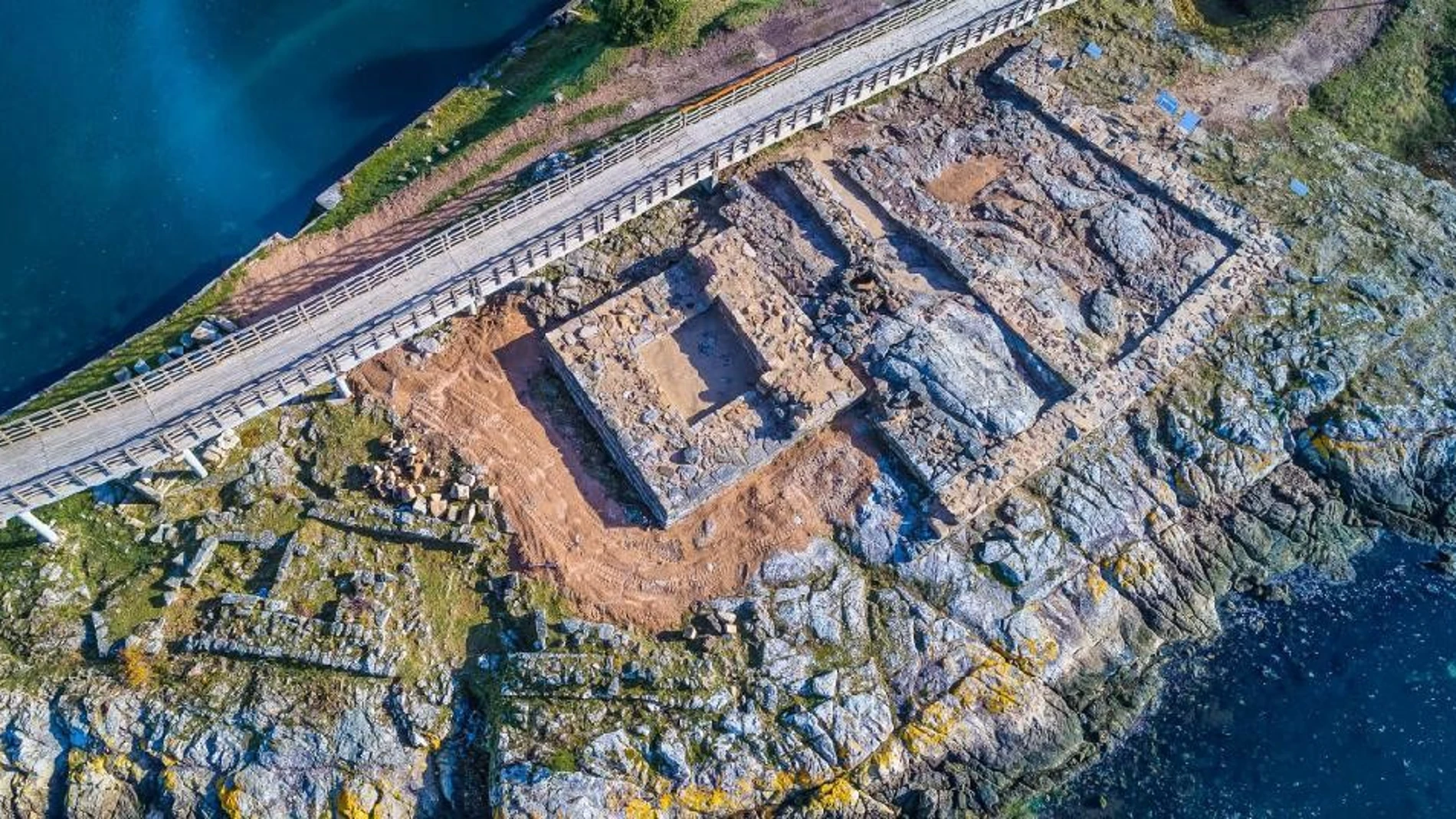 Vista aérea de los restos del castillo.
