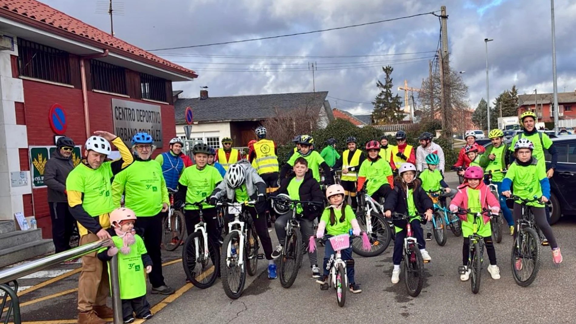 San Andrés del Rabanedo (León) pedalea a favor de la investigación de la ELA