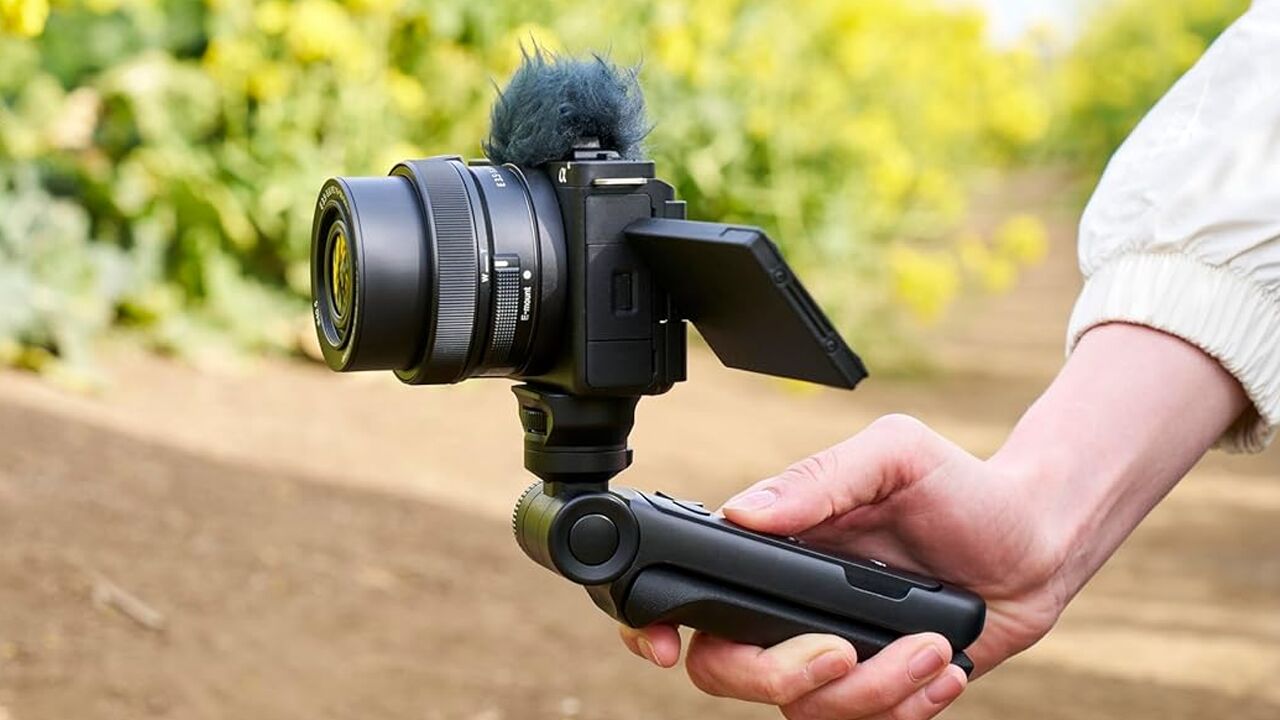 Esta cámara de Sony es el punto de entrada ideal para crear contenido con calidad profesional