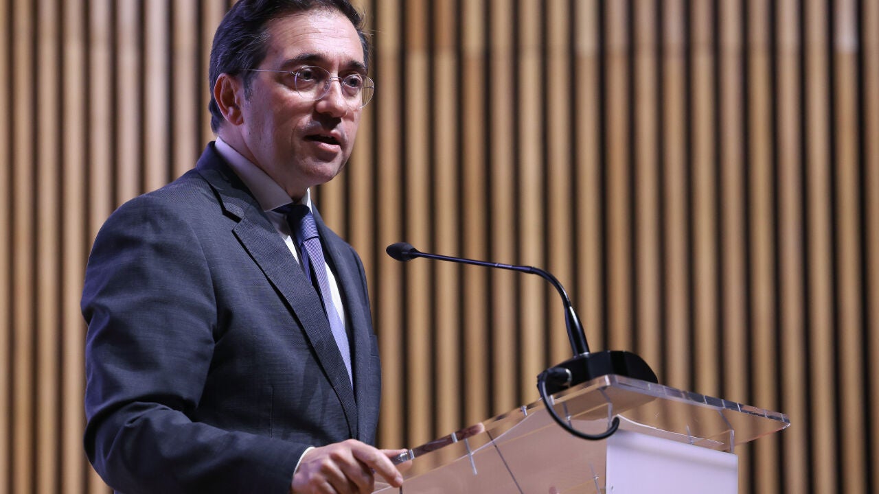 Albares sigue los ataques a Venezuela en contacto con Kallas y ministros de otros países