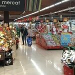 Interior de un supermercado Caprabo.