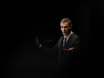El presidente del Gobierno, Pedro S&aacute;nchez, clausura el acto de 'Avanzando en el Pacto de Estado frente a la Emergencia Clim&aacute;tica' en el C&iacute;rculo de Bellas Artes, a 17 de diciembre de 2025, en Madrid (Espa&ntilde;a).17 DICIEMBRE 2025Fernando S&aacute;nchez / Europa Press17/12/2025