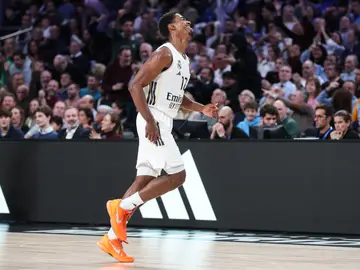 Real Madrid v Paris - Turkish Airlines Euroleague 2025/2026 Theo Maledon of Real Madrid celebrates during the Turkish Airlines EuroLeague Regular Season Round 17 match between Real Madrid and Paris at Movistar Arena on December 18, 2025 in Madrid, Spain. AFP7 18/12/2025 ONLY FOR USE IN SPAIN