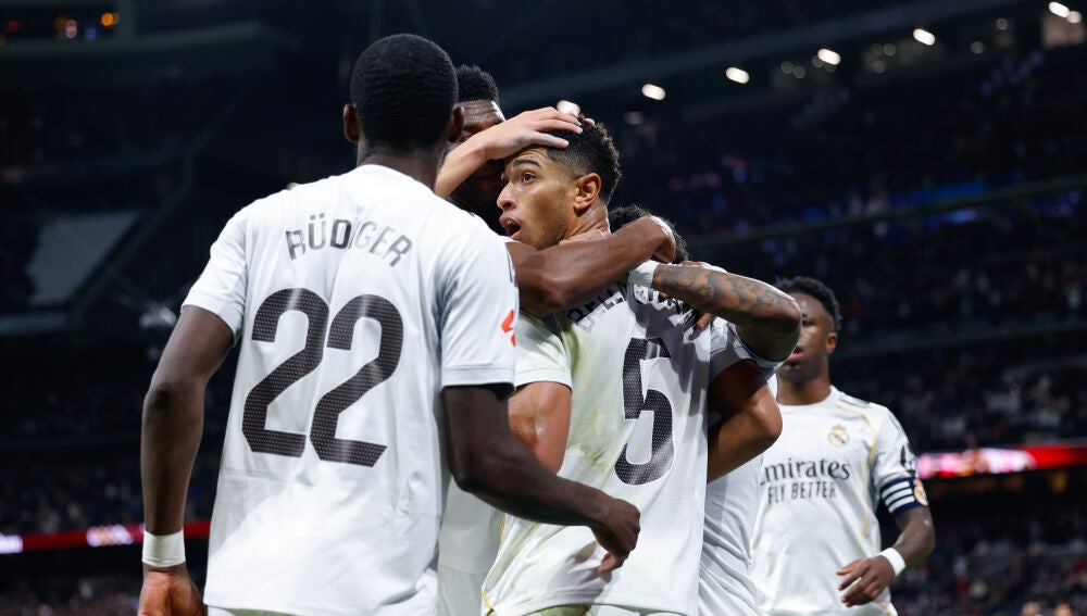 El Real Madrid gana al Sevilla (2-0), Mbappé iguala a Cristiano y sin ...