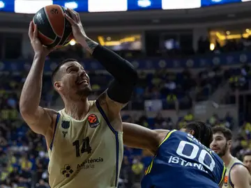 Willy Hernangómez, en el partido de la Euroliga ante el Fenerbahçe Willy Hernangómez, en el partido de la Euroliga ante el Fenerbahçe