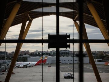 MADRID.-Madrid Barajas encabeza con 967 el listado de operaciones a&eacute;reas esta Nochebuena, 46 m&aacute;s que hace un a&ntilde;o