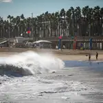 Lluvia, nieve, frío y olas mantienen en situación de riesgo a una decena de provincia esta Navidad