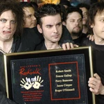 Music-The Cure Obit Perry Bamonte