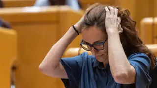 Mónica García insiste en su Estatuto Marco frente al firme rechazo de los médicos Mónica García insiste en su Estatuto Marco frente al firme rechazo de los médicos