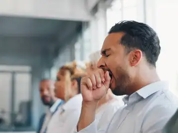 La explicación científica de por qué bostezamos cuando otros bostezan La explicación científica de por qué bostezamos cuando otros bostezan