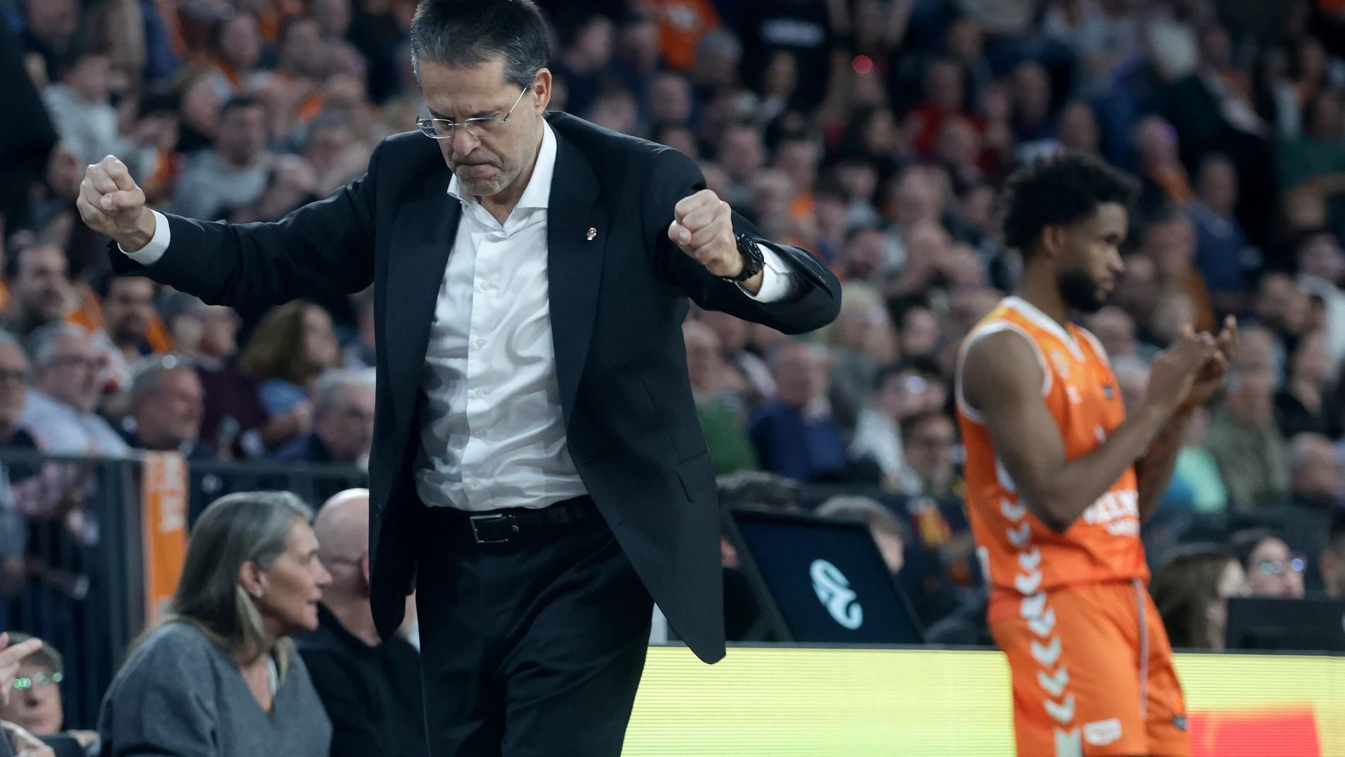 Pedro Martínez celebra la victoria ante el Partizán