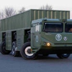 China desarrolla un lanzador m&oacute;vil el&eacute;ctrico de misiles bal&iacute;sticos intercontinentales con desplazamiento de cangrejo.