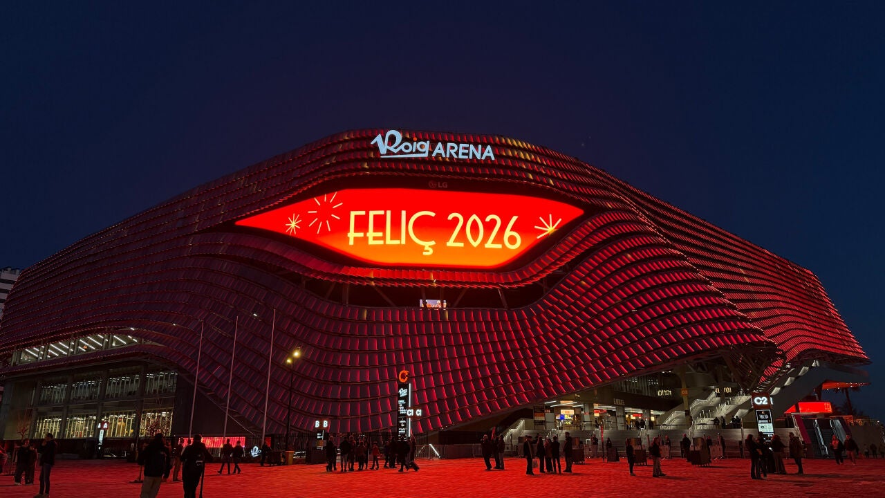 El Roig Arena de Valencia se ilumina para felicitar el Año Nuevo