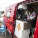 De Breta&ntilde;a, Dinamarca o Alemania a F&eacute;rez (Albacete): La odisea de miles de raveros para montar la 'Big Fucking Party'