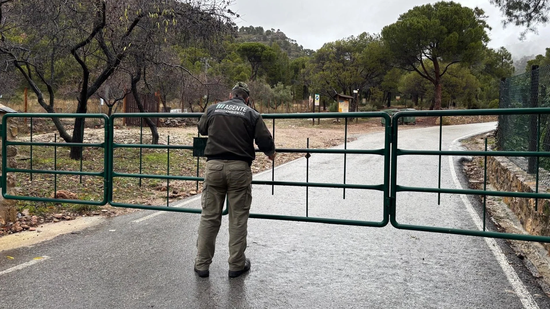 MURCIA.-Cierran los accesos a Sierra Espuña para evitar el colapso del tráfico y el riesgo de accidentes por la nieve