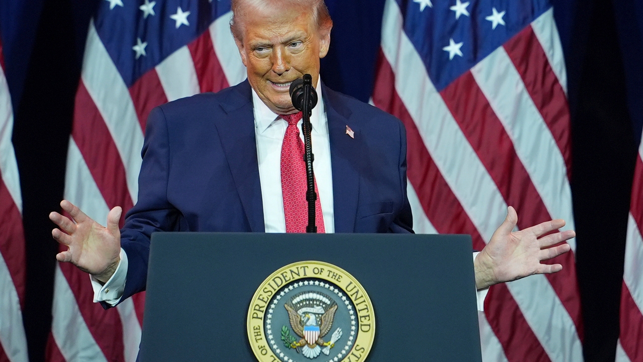 Trump admite plan para controlar el petróleo de Venezuela por años