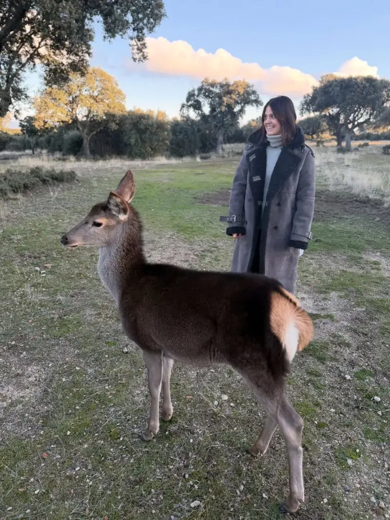 El abrigo de Isabelle Junot.