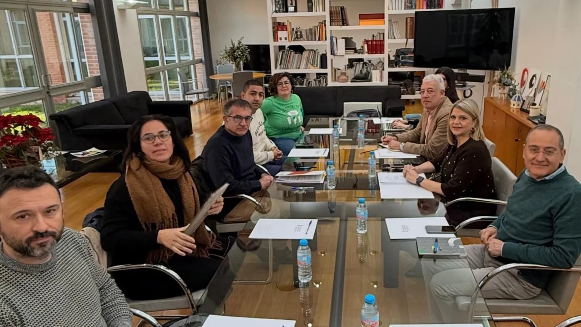 Educación calma a los sindicatos para evitar un final de curso lleno de protestas