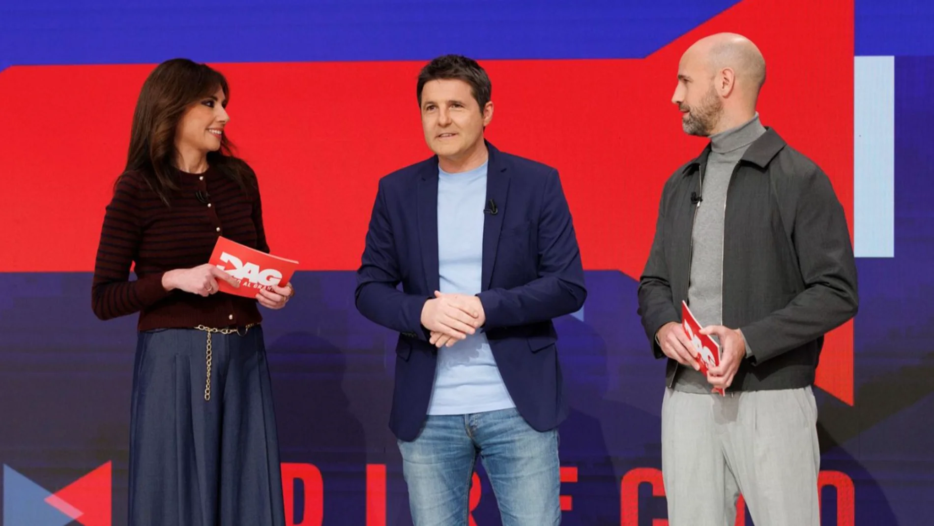 Marta Flich, Jesús Cintora y Gonzalo Miró, presentadores de 'Directo a la gente'