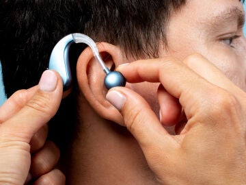 Estimulaci&oacute;n auditiva en un experimento cient&iacute;fico sobre el cerebro y la enfermedad de Alzheimer