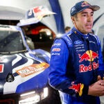 Nani Roma es cuarto en coches