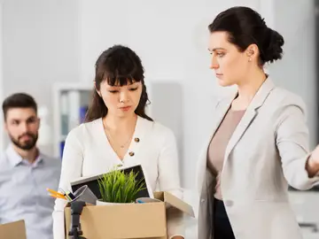 Un experto en recursos humanos avisa sobre la ansiedad por despido: "No eres peor trabajador porque eso ocurra" Un experto en recursos humanos avisa sobre la ansiedad por despido: "No eres peor trabajador porque eso ocurra"