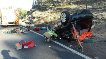 Sucesos.-Muere una persona y otras dos resultan heridas graves un accidente de tráfico en Mora de Rubielos (Teruel) Sucesos.-Muere una persona y otras dos resultan heridas graves un accidente de tráfico en Mora de Rubielos (Teruel)