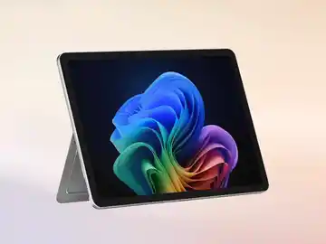 Microsoft Surface Pro es un equipo 2 en 1 ideal para trabajar en movilidad Microsoft Surface Pro es un equipo 2 en 1 ideal para trabajar en movilidad