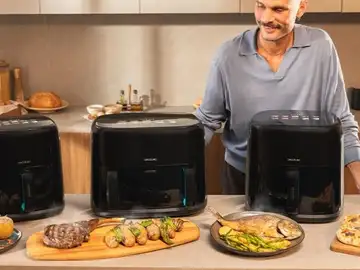 La freidora de aire de Cecotec que no solo cocina sin aceite, sino que también dora, asa y ahúma como una parrilla de verdad Cecotec Freidora de Aire