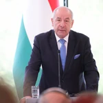 El presidente de Hungría fija el 12 de abril como fecha para las elecciones parlamentarias