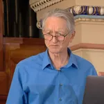 Geoffrey Hinton, uno de los padrinos de la IA, en el acto de Hobart