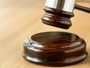 Los enfermeros critican que la suspensión cautelar de la guía de indicación de fármacos causará "más esperas e ineficiencia en Sanidad" Los enfermeros critican que la suspensión cautelar de la guía de indicación de fármacos causará "más esperas e ineficiencia en Sanidad"