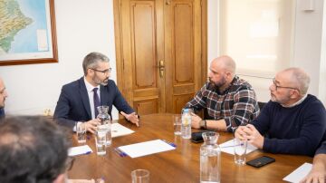 Francisco Lucas reunido con representantes del comit&eacute; de empresa