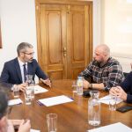 Francisco Lucas reunido con representantes del comit&eacute; de empresa
