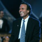Feij&oacute;o est&aacute; "muy sorprendido" por la acusaci&oacute;n contra Julio Iglesias, pero pide "dejar de especular e investigar"