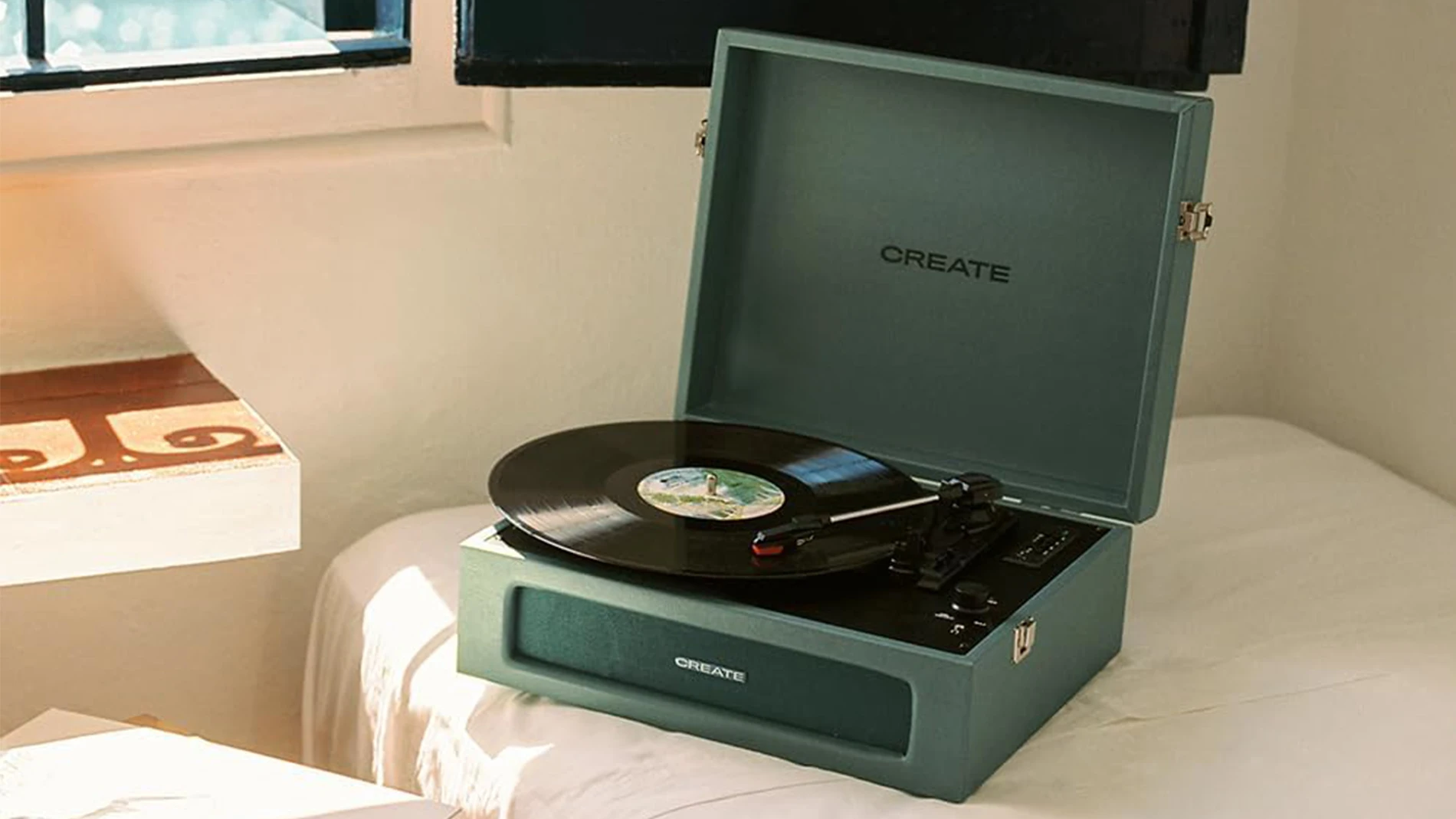 CREATE Record Player Retro
