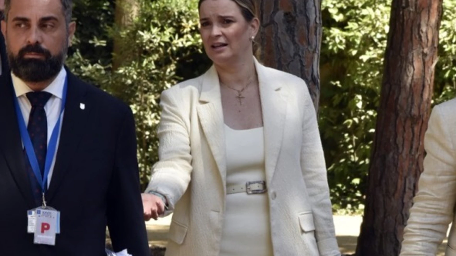 El jefe de Gabinete de Prohens (d), junto a la presidenta. DAVID OLLER- EUROPA PRESS 14/01/2026