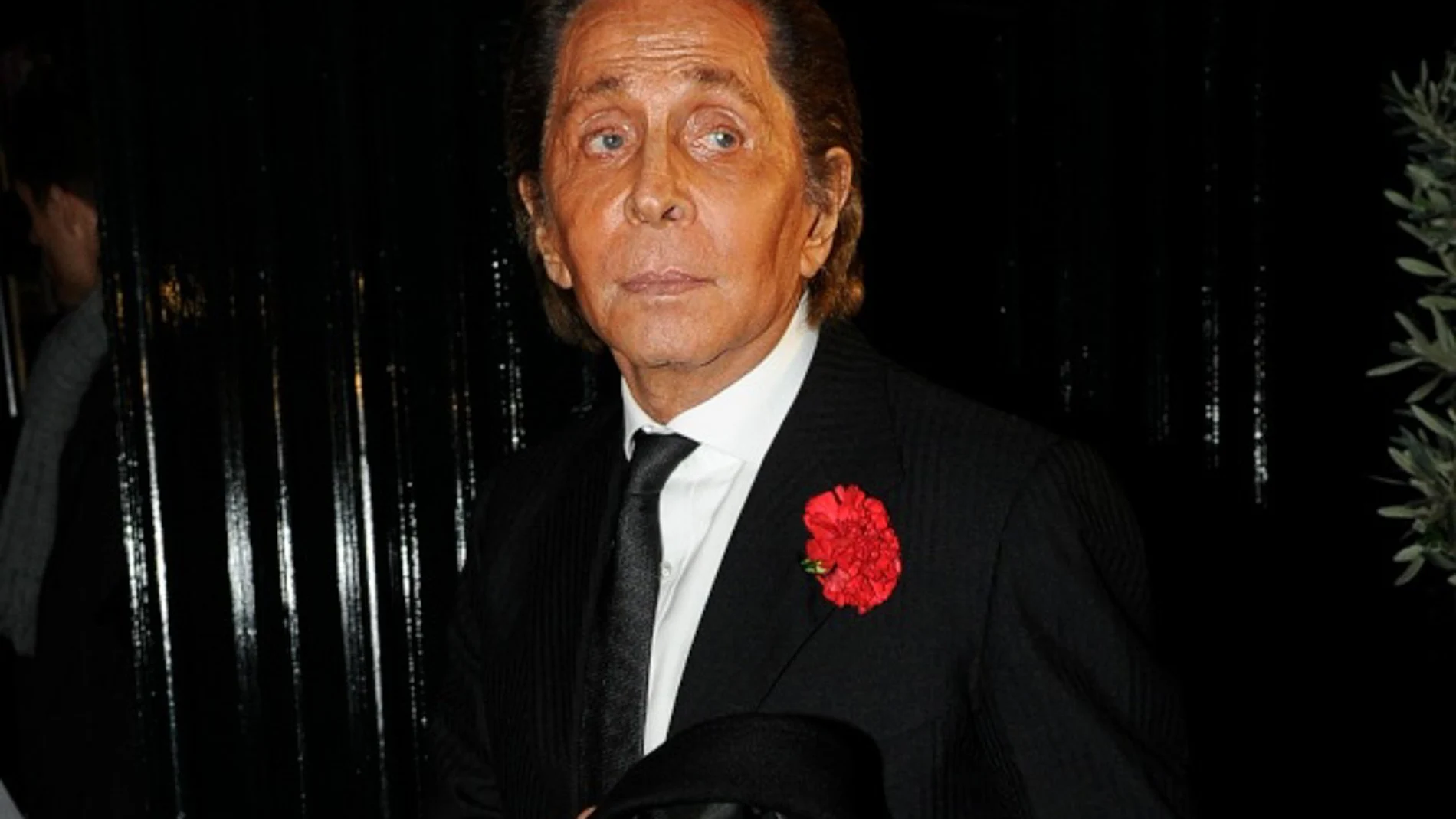 España rinde el primer homenaje póstumo a Valentino con una exposición única en Pamplona
