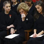 La Reina Sof&iacute;a en el funeral de su hermana, Irene de Grecia