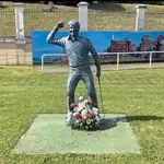 Desaparece la estatua en honor a Seve Ballesteros en Pedreña y la Guardia Civil investiga un posible robo
